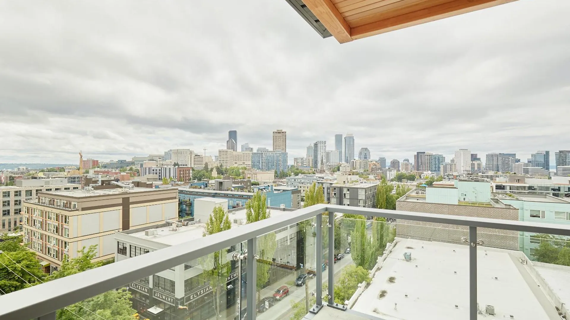Sonder At Solis Seattle