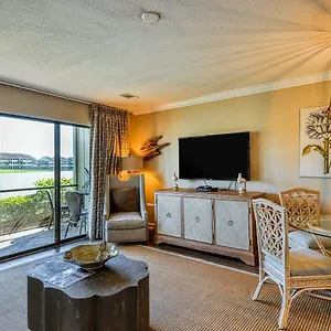 Holiday home 2 Bed 2 Bath In Miramar Beach 